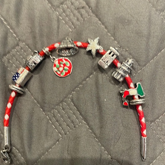 Tedora Italian charm bracelet. Girl’s or Women Silver charms. Lucca Italy-